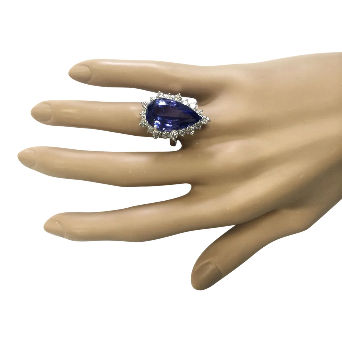 14.83 Carat Natural Tanzanite 14K White Gold Diamond Ring