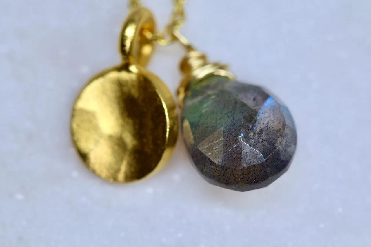 14K Yellow Gold Labradorite Hammered Disc Necklace, Labradorite, Handmade Hammered Disc Pendant, Unique Labradorite Necklace
