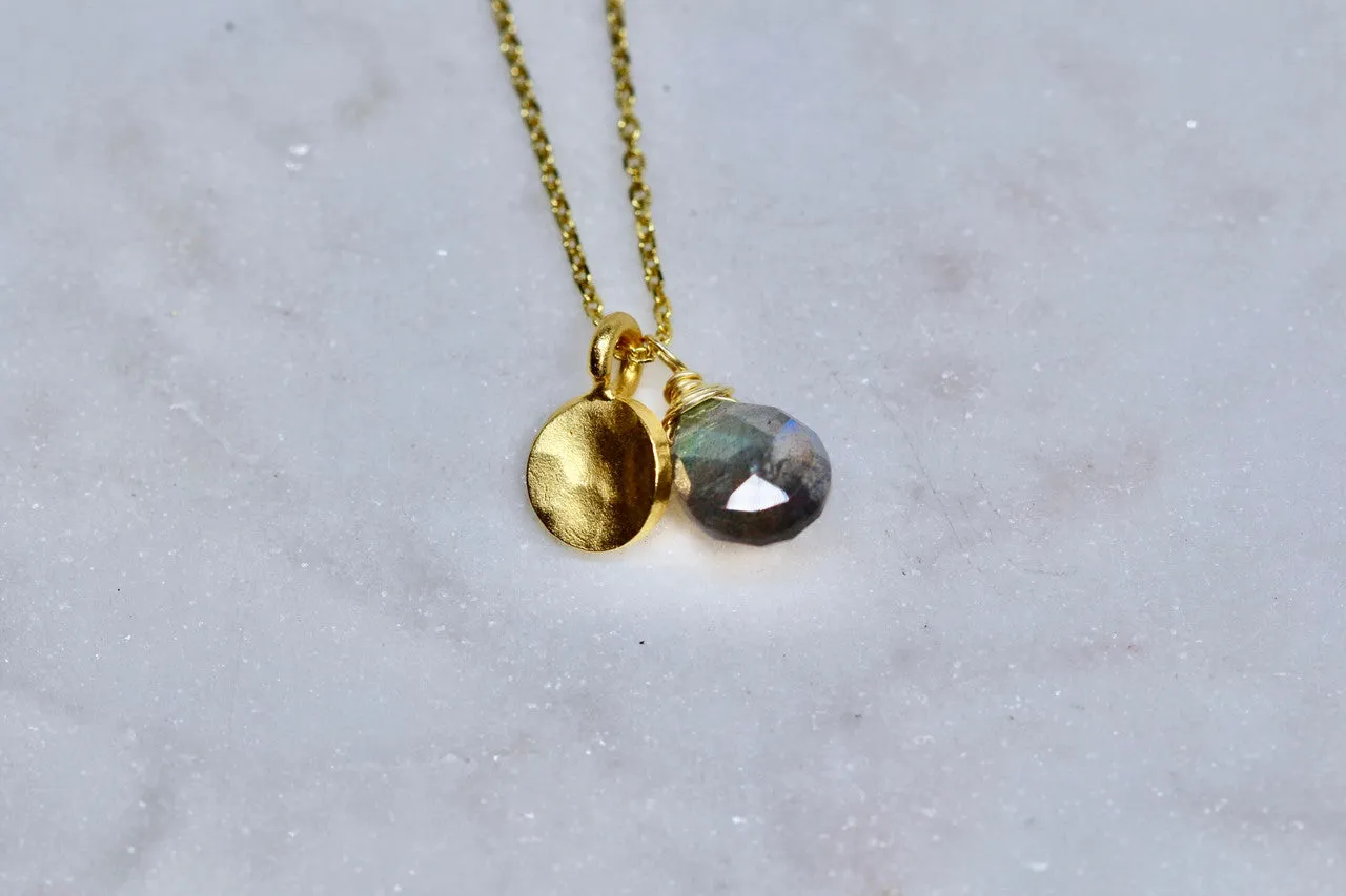 14K Yellow Gold Labradorite Hammered Disc Necklace, Labradorite, Handmade Hammered Disc Pendant, Unique Labradorite Necklace