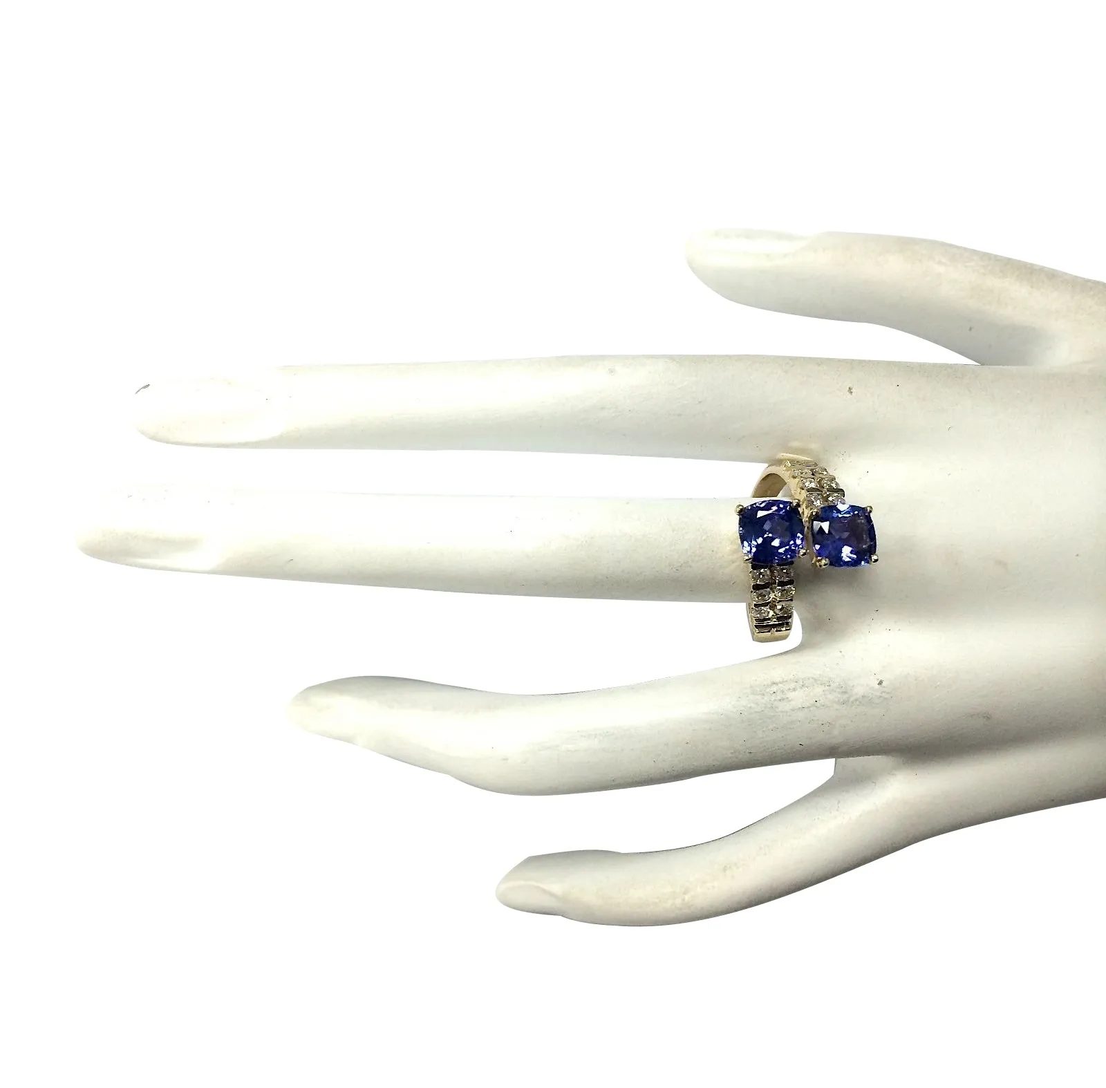 2.82 Carat Natural Tanzanite 14K Yellow Gold Diamond Ring
