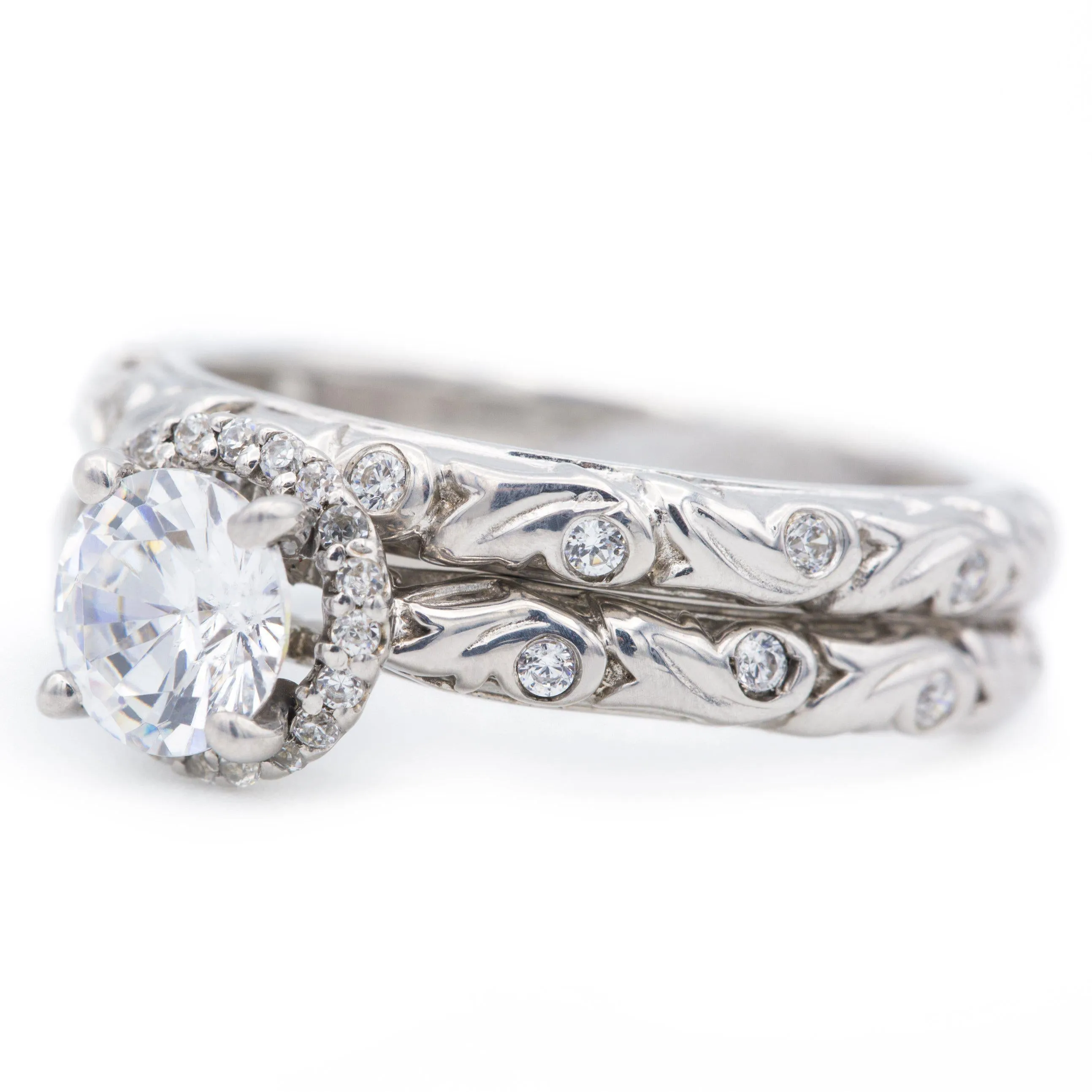 6.0mm Round Center 14K White Gold Engagement Ring And Vintage Wedding Band Set