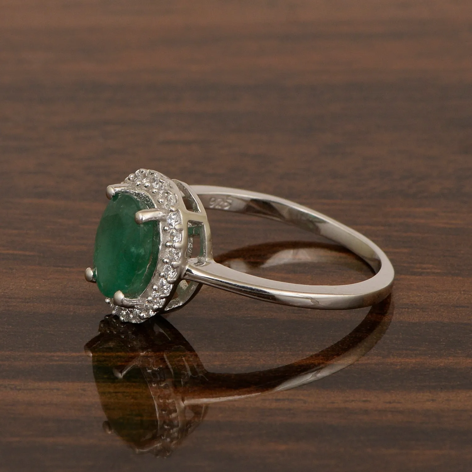 925 Sterling Silver 1.75 Ctw Oval Emerald & White Accents Women Ring