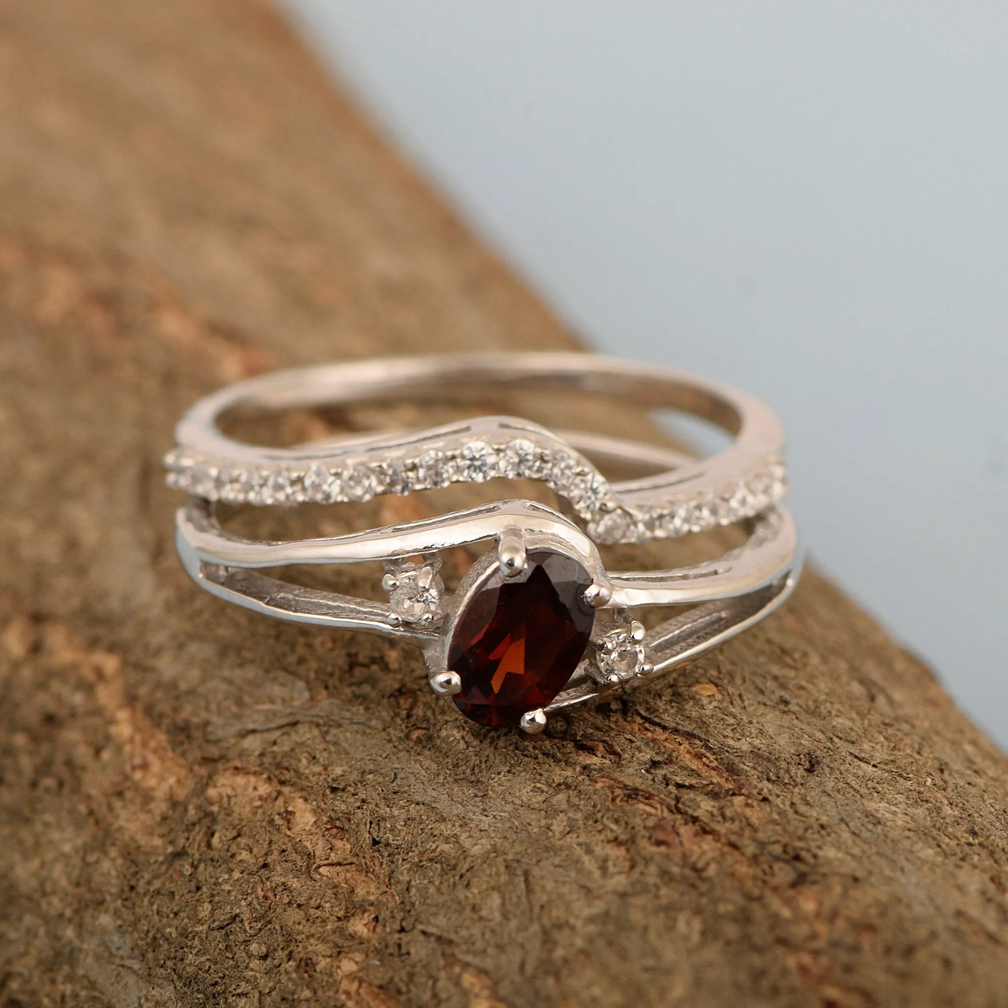 925 Sterling Silver Garnet 2pc Wedding Band Stackable Ring Set