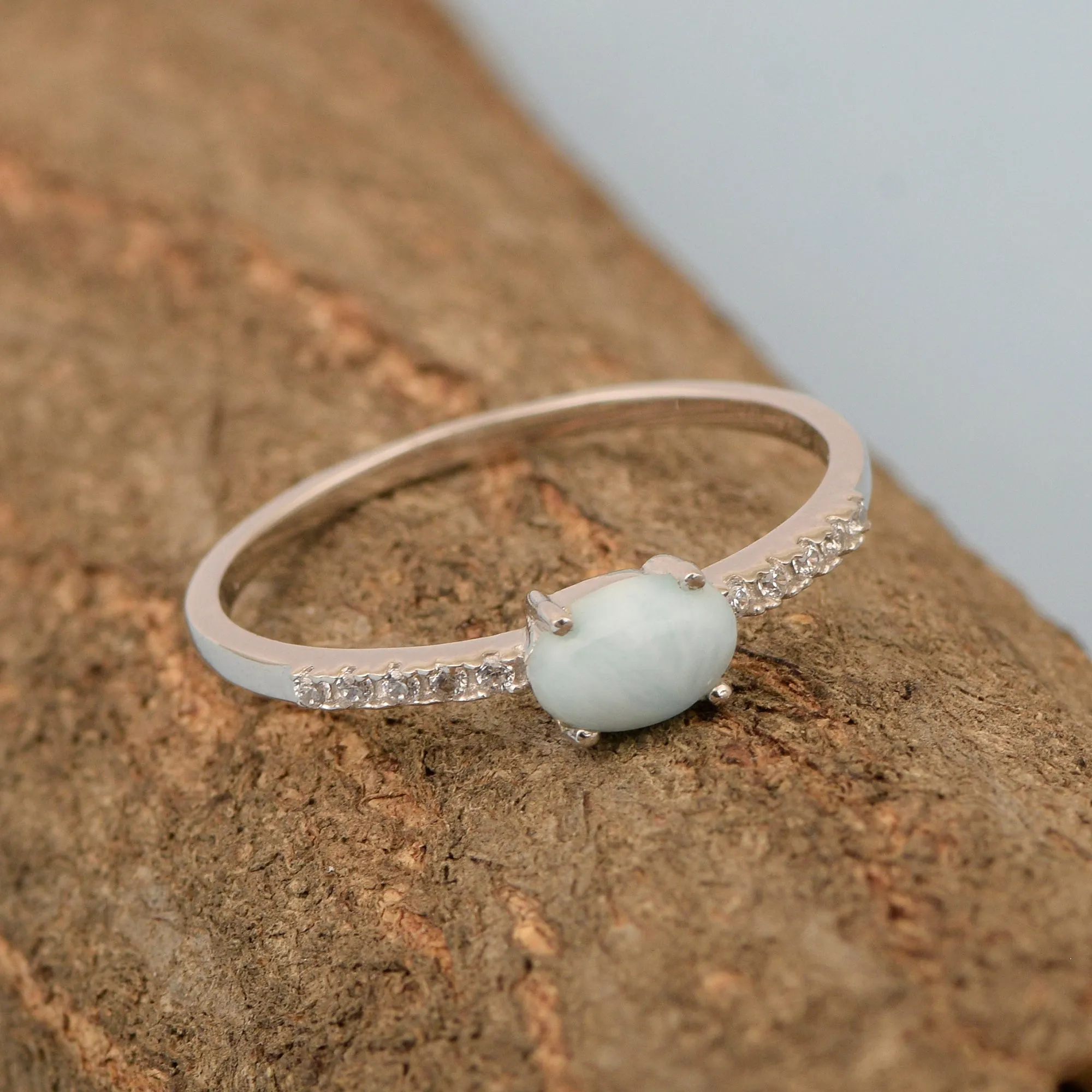925 Sterling Silver Oval 0.65 Ctw Larimar Women Wedding Ring