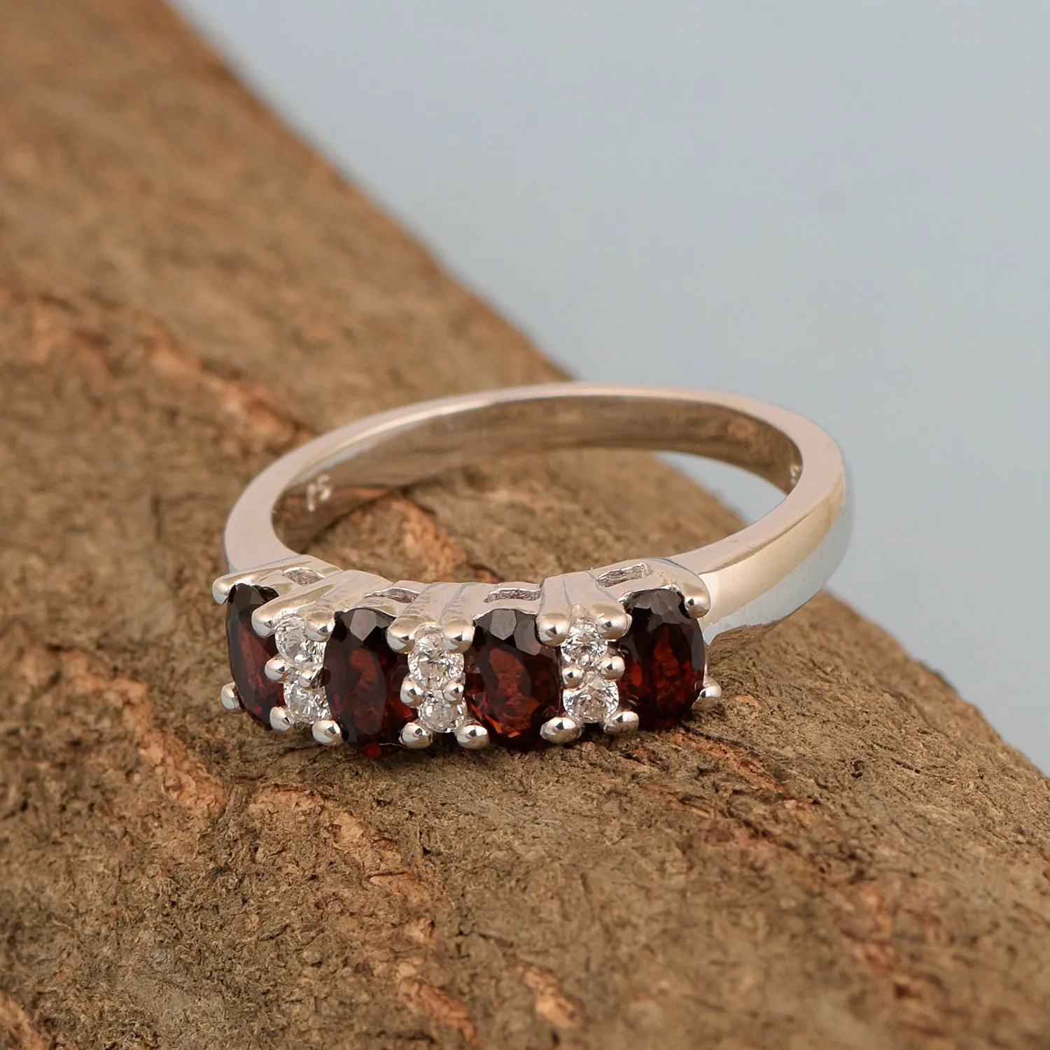 925 Sterling Silver Oval 5X3MM Garnet & White Topaz Women Wedding Ring