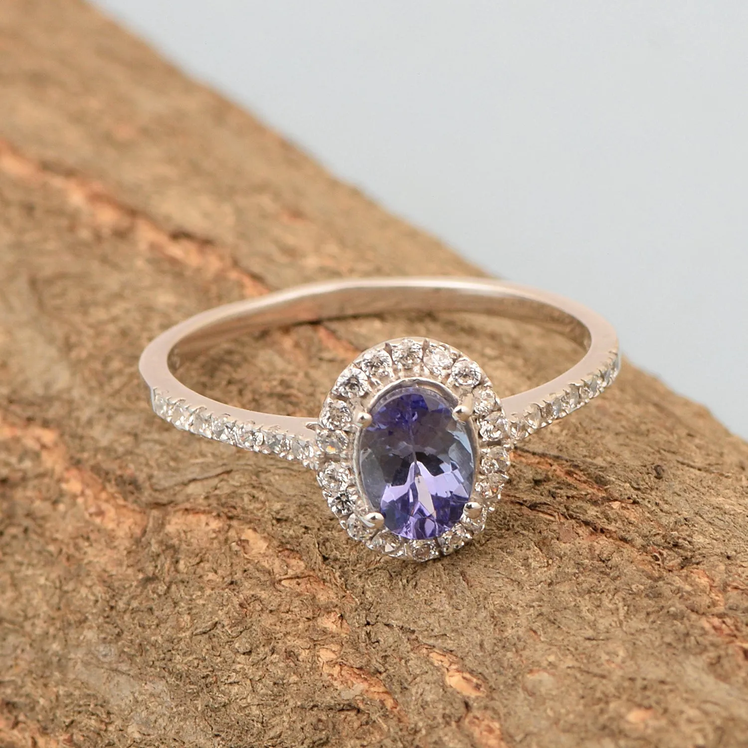 925 Sterling Silver Oval Tanzanite Women's Solitaire Ring