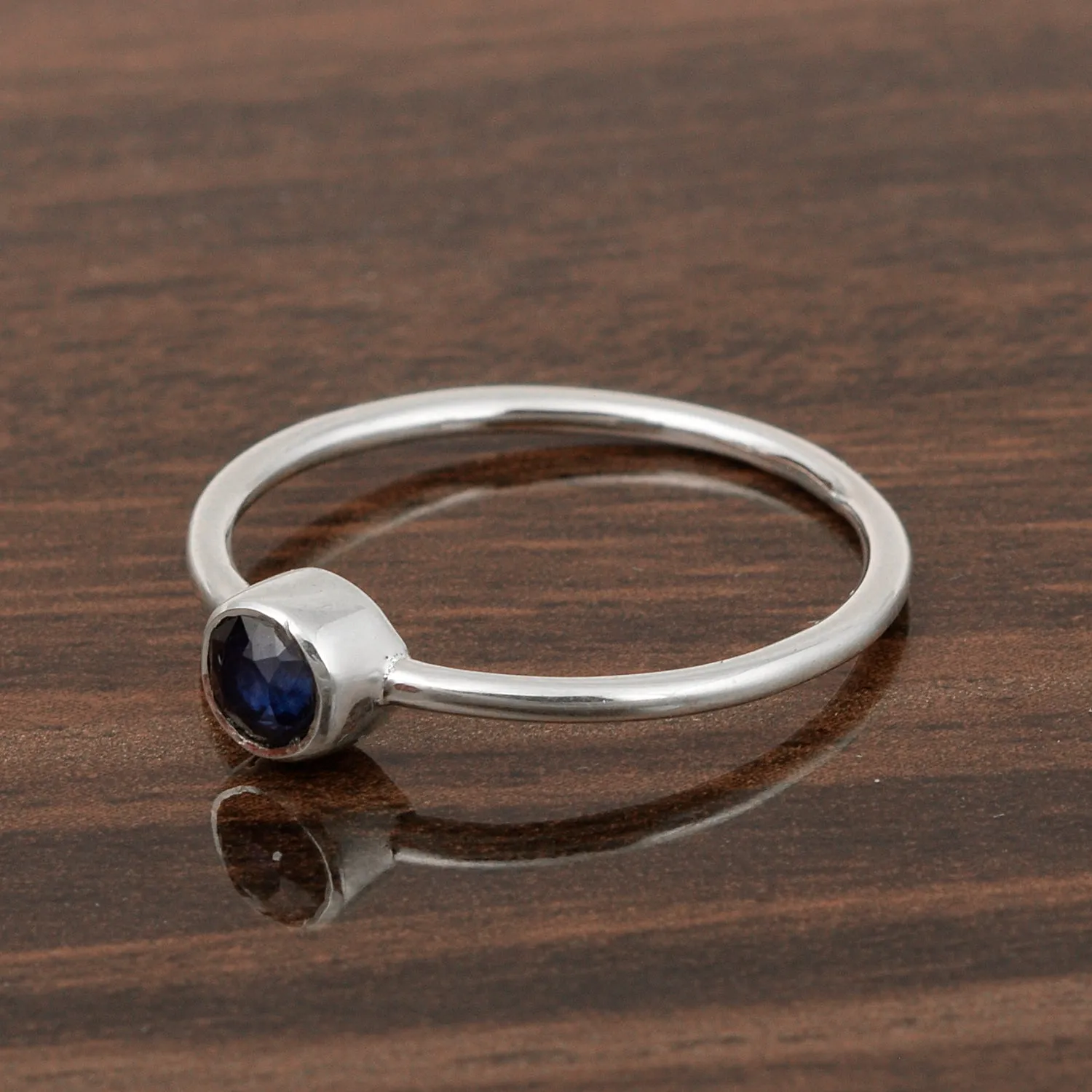 925 Sterling Silver Round 0.20 Ctw Blue Sapphire Women Engagement Ring