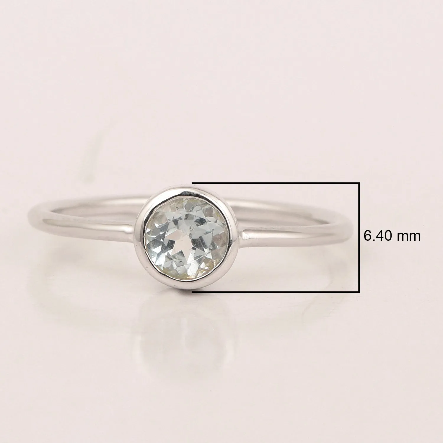 925 Sterling Silver Round 5mm 0.30 Ctw Aquamarine Women Engagement Ring