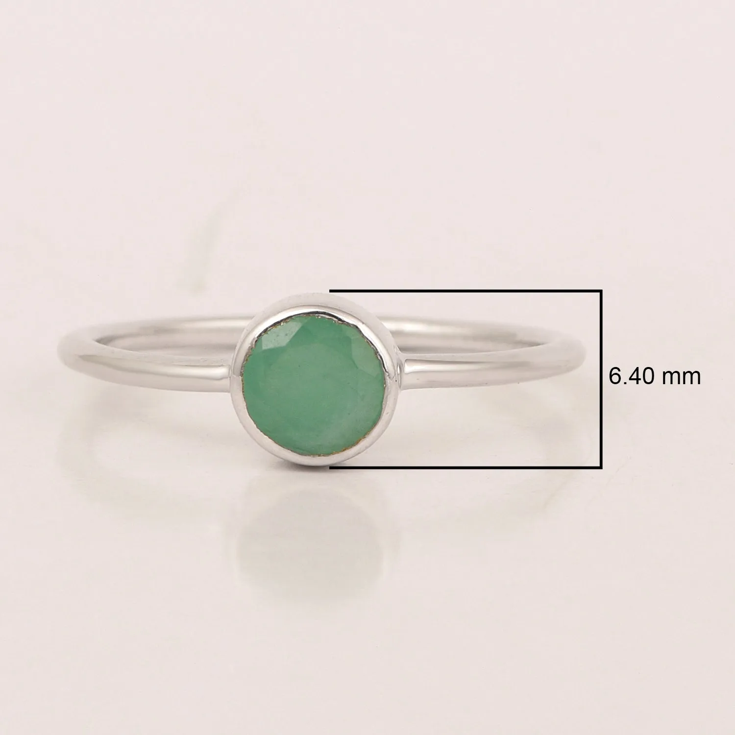 925 Sterling Silver Round 5mm 0.30 Ctw Emerald Women Engagement Ring