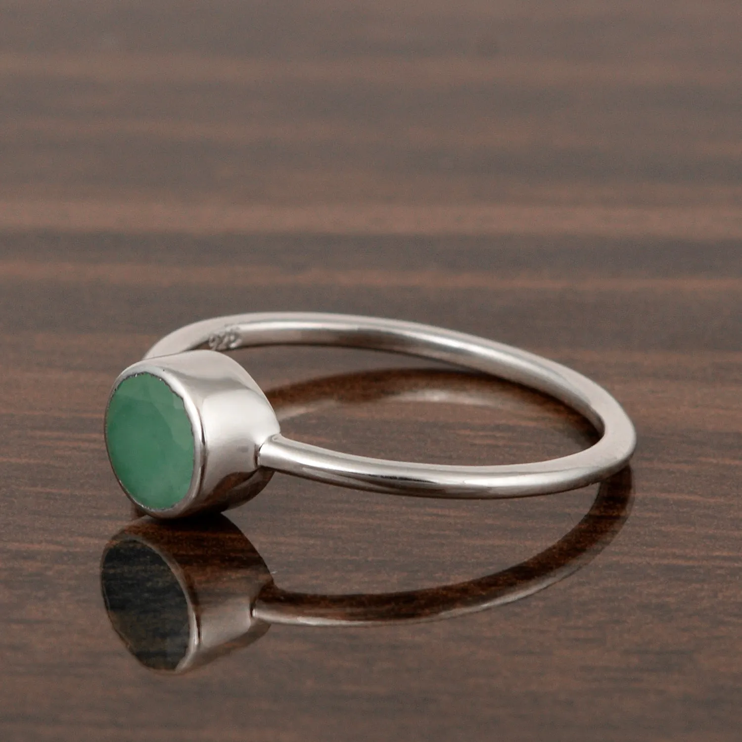 925 Sterling Silver Round 5mm 0.30 Ctw Emerald Women Engagement Ring