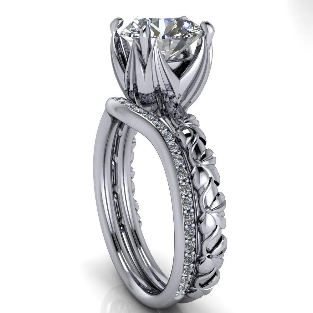 Angela Round Center Stone Juliette Rosa Ring