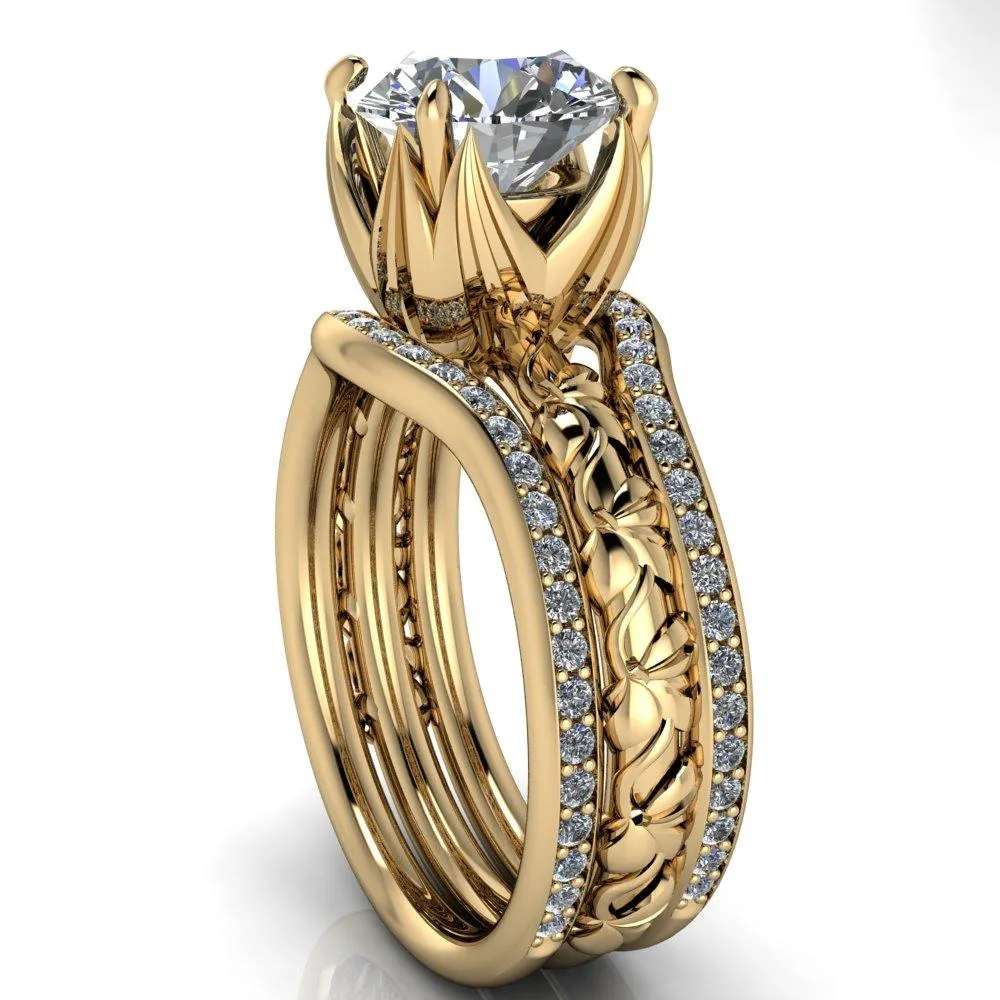 Angela Round Center Stone Juliette Rosa Ring