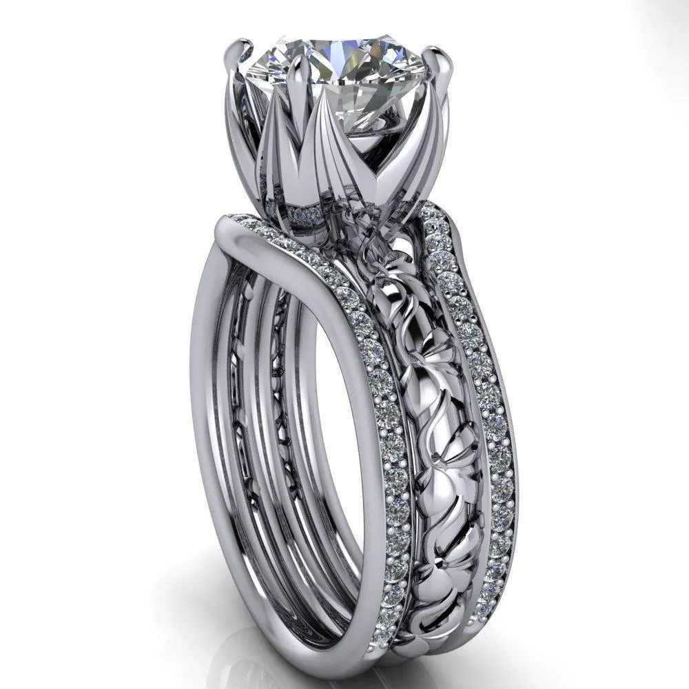 Angela Round Center Stone Juliette Rosa Ring