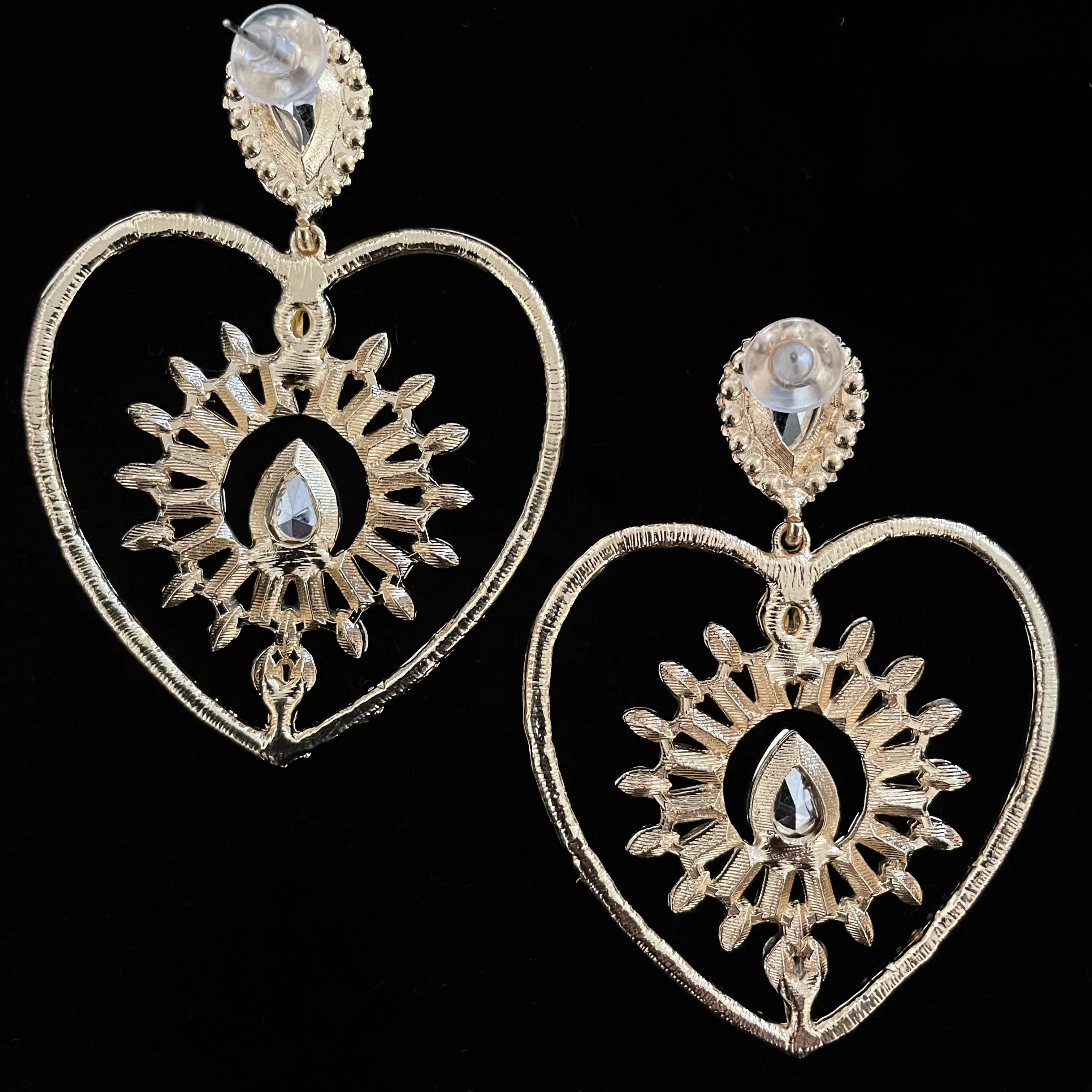 BAROQUE HEART EARRINGS