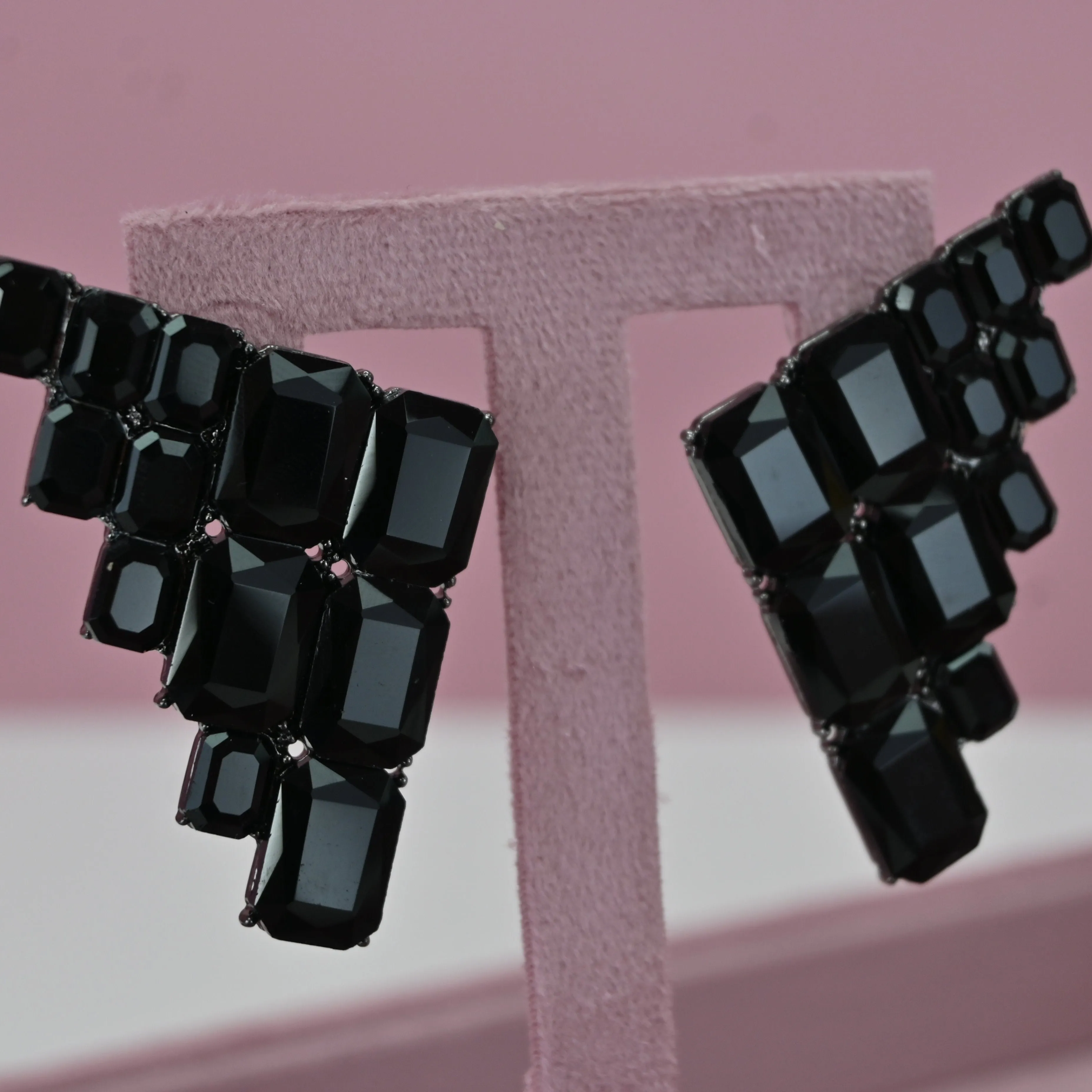 BLACK CRYSTAL EARRINGS