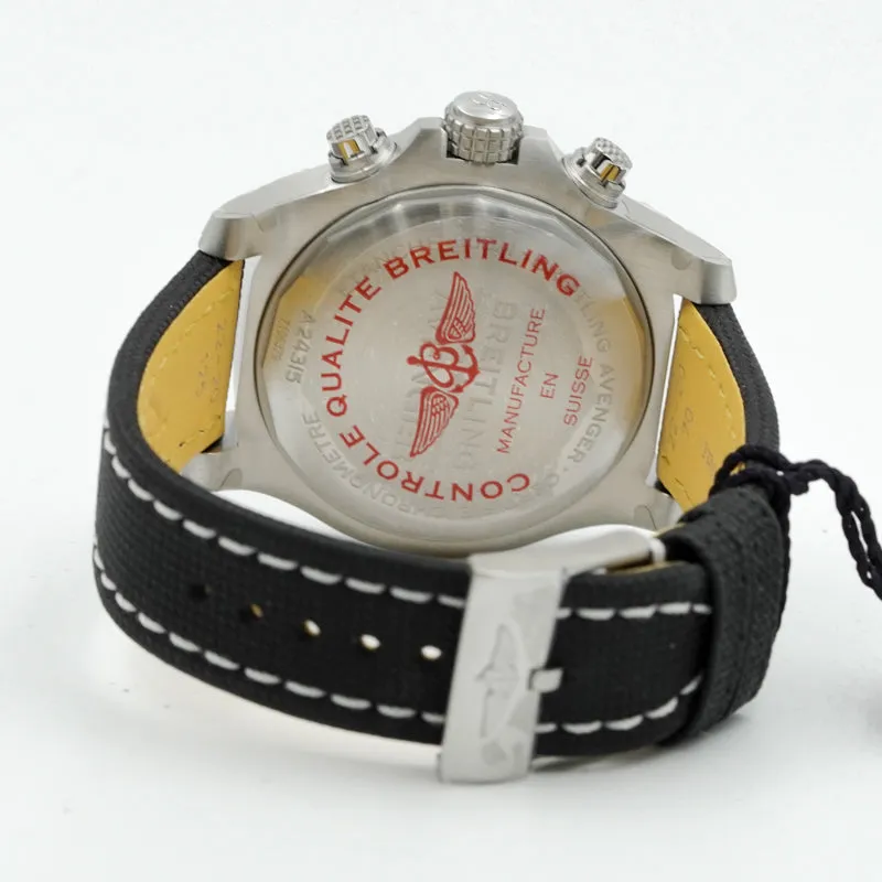 Breitling Avenger Chronograph GMT 45mm A24315101B1X1