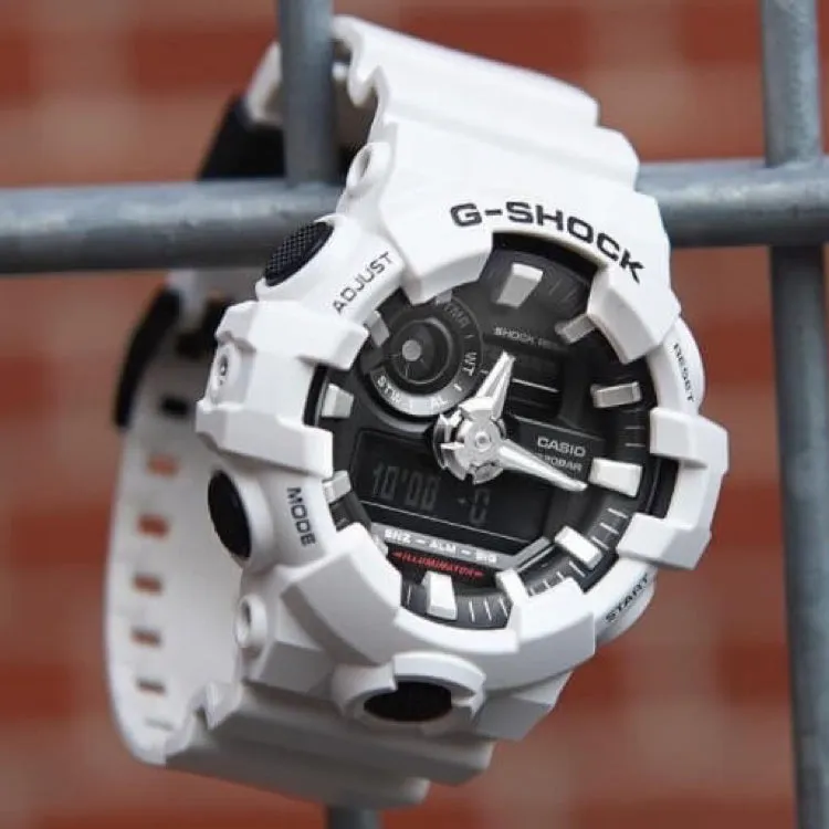 Casio - GA-700-7ADR