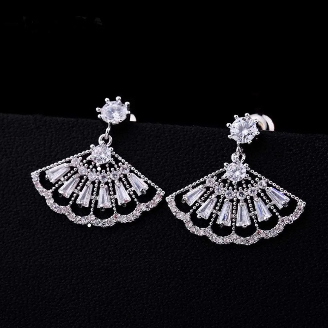 Flamencó Fan-Shaped Sterling Silver Drop Earrings