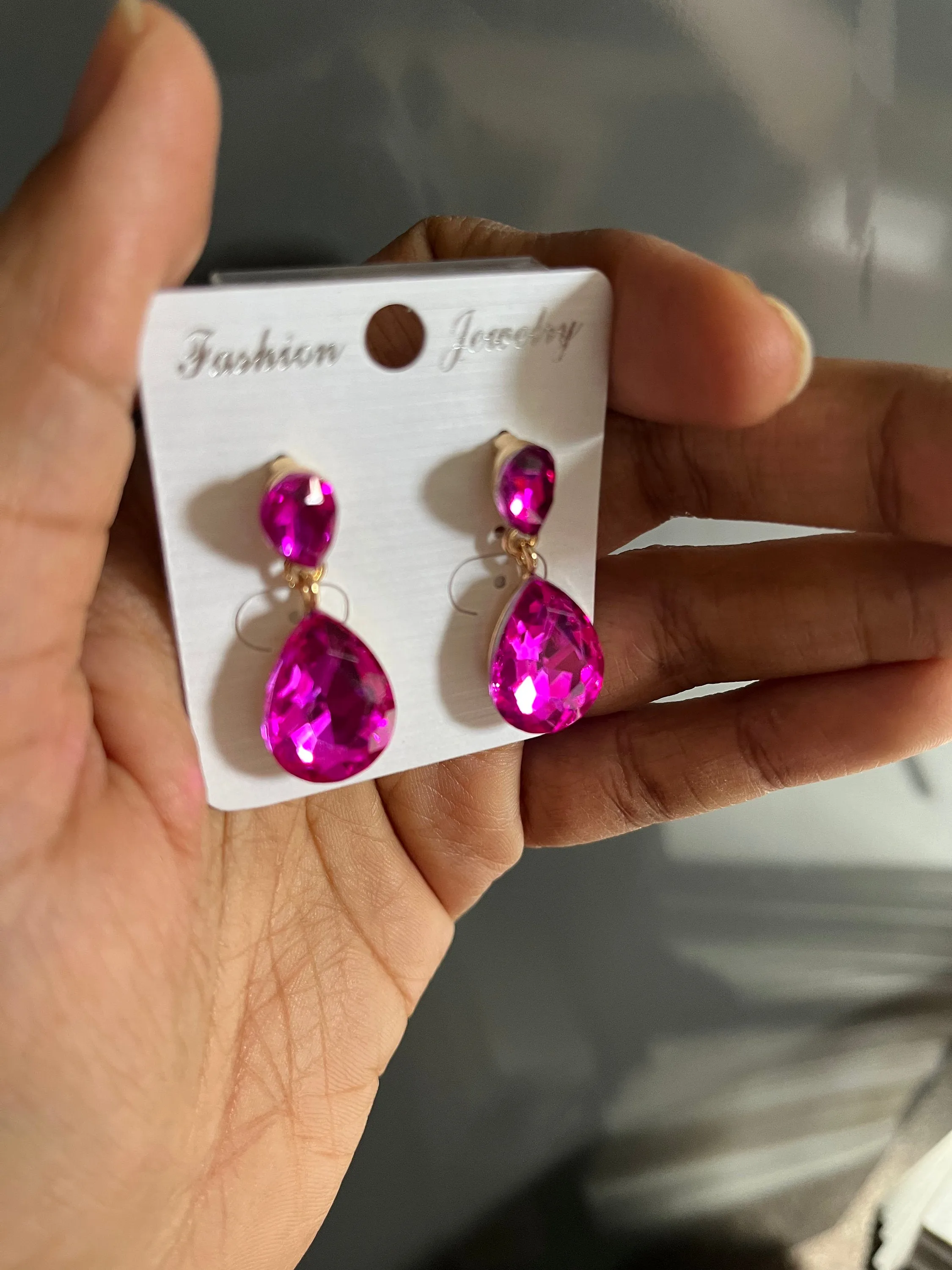 Fuchsia teardrop earrings , small fuchsia earrings , fuchsia crystal earrings , hot pink gold tone tear drop earrings