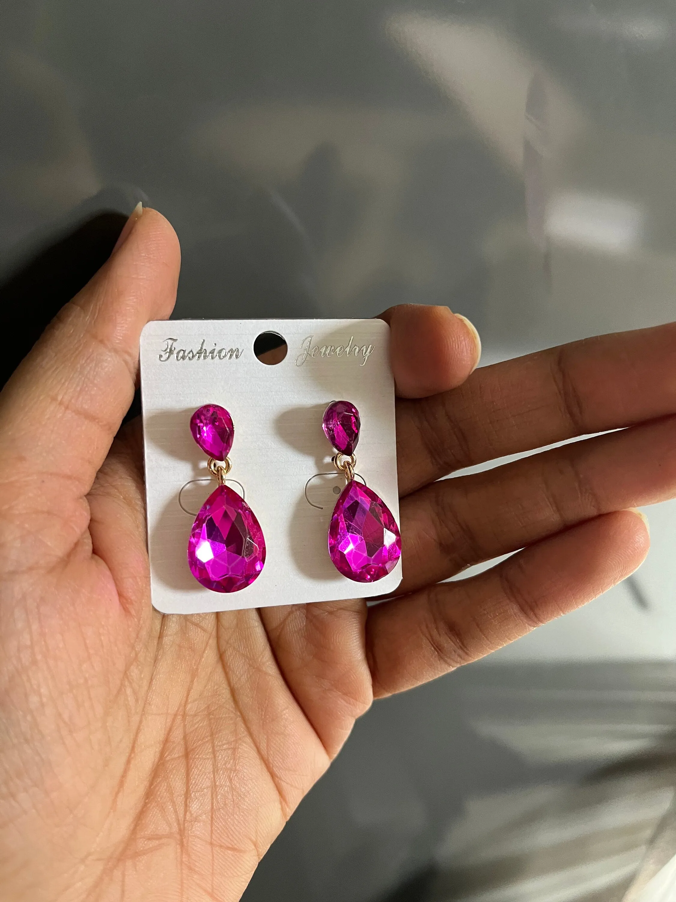 Fuchsia teardrop earrings , small fuchsia earrings , fuchsia crystal earrings , hot pink gold tone tear drop earrings
