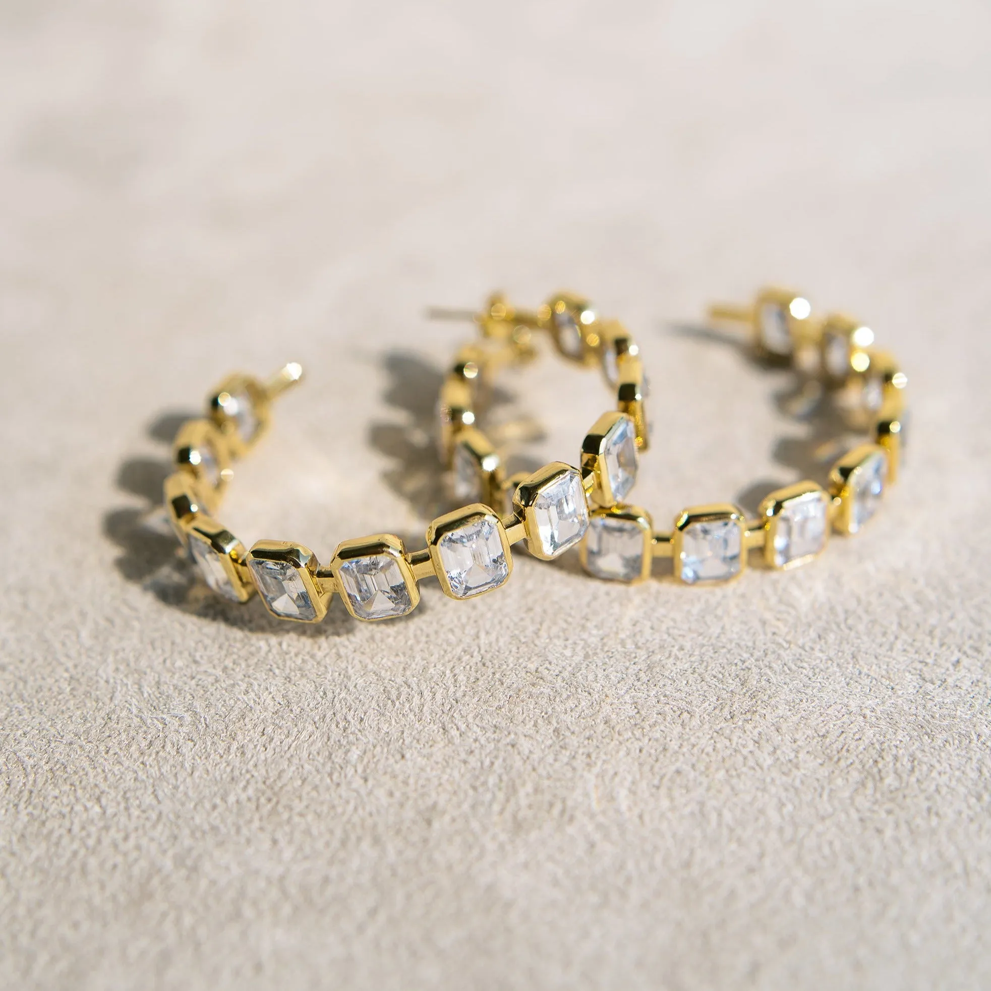 Gesuina Hoop Earrings in White Cubic Zirconia and Yellow Gold
