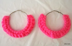 HANDMADE COTTON CANDY PINK CROCHET HOOP EARRINGS METAL CLOSURE HOOP