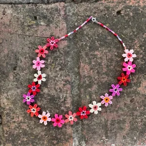 Matilda flowers beaded necklace