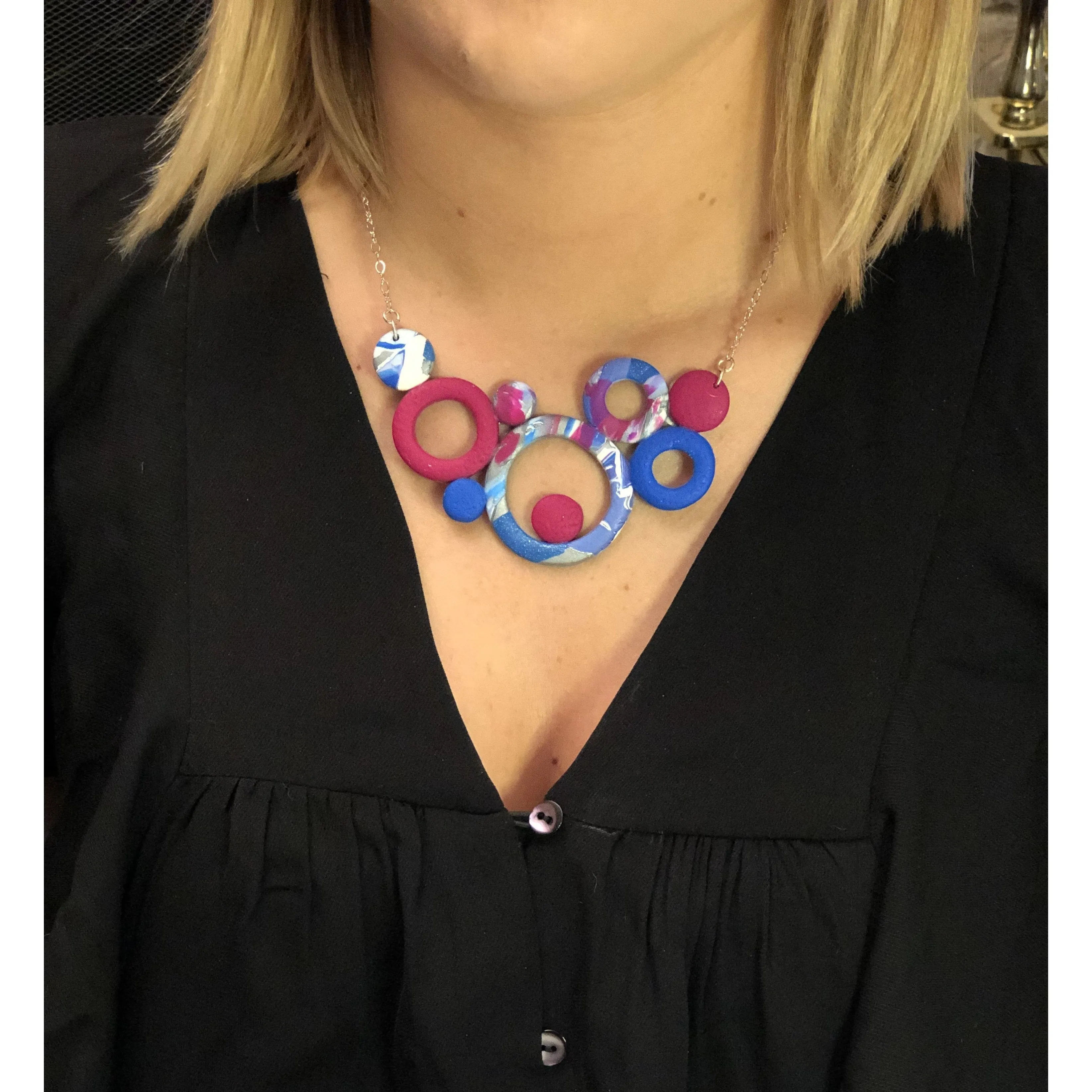 Medium Bubbles Necklace - Blue