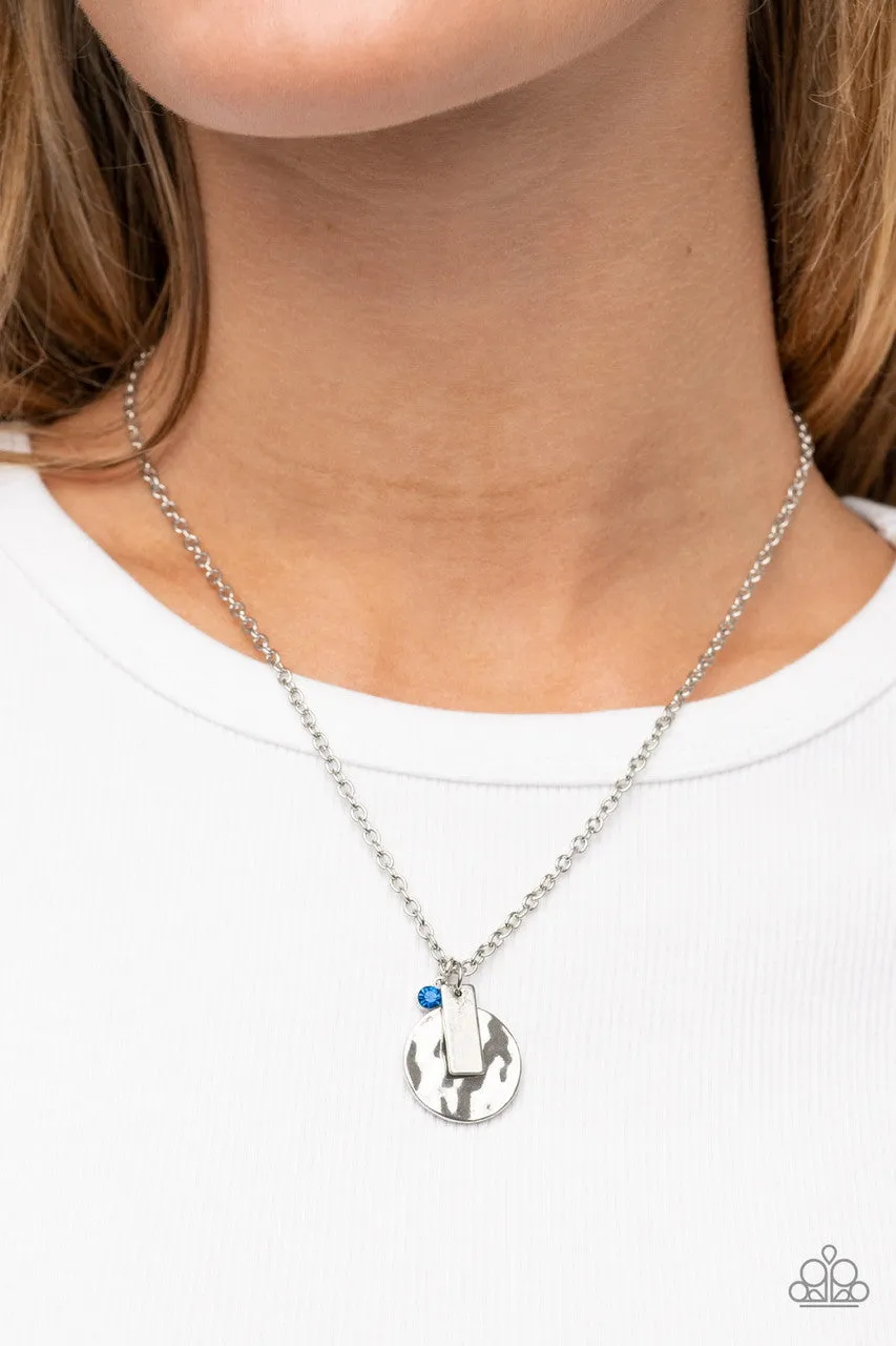 Minimal EFFORTLESS - Blue - Rhinestone Silver Disc Paparazzi Short Necklace