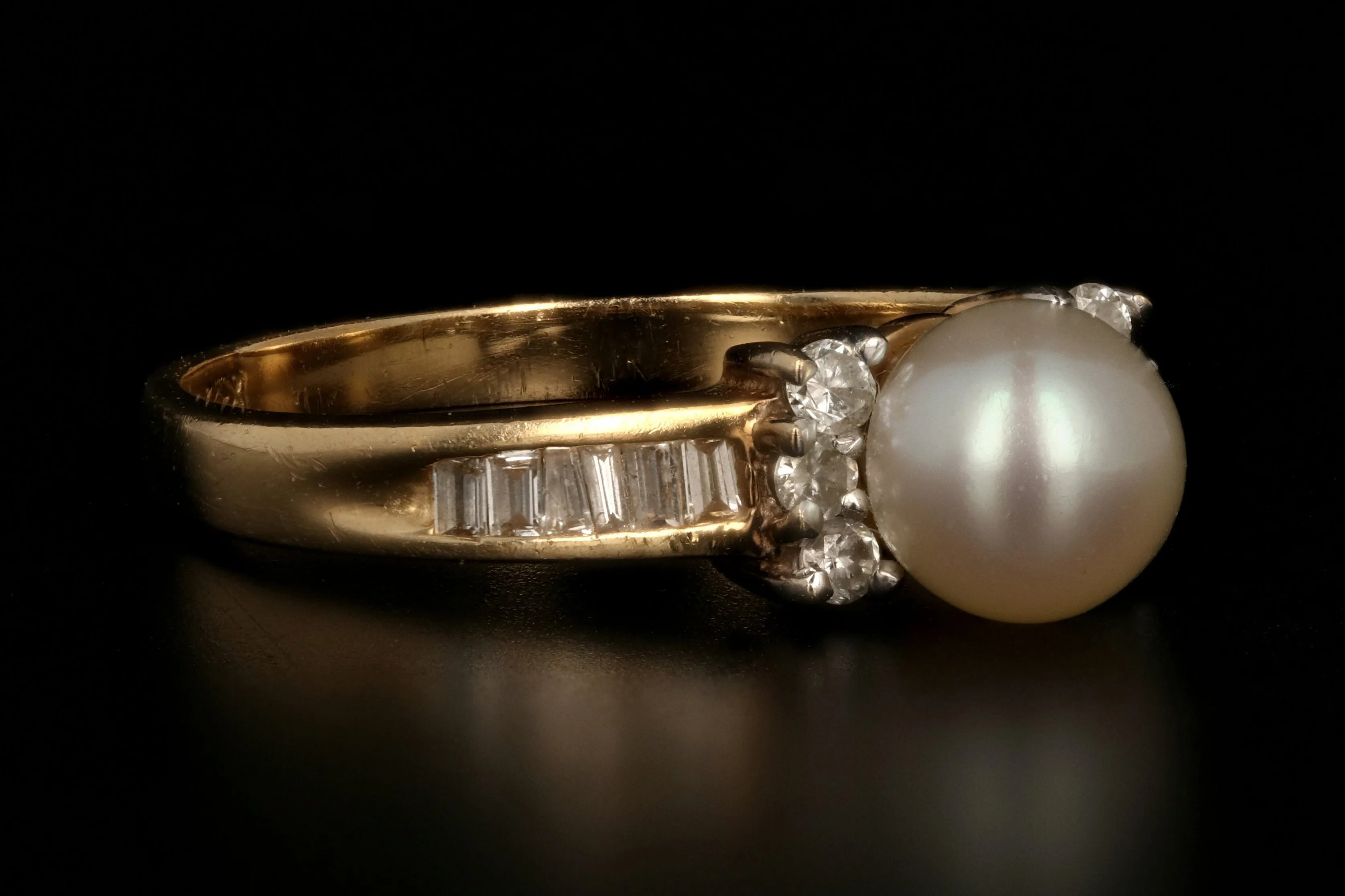 Modern 14K Yellow Gold 6.15mm Pearl And Diamond Ring