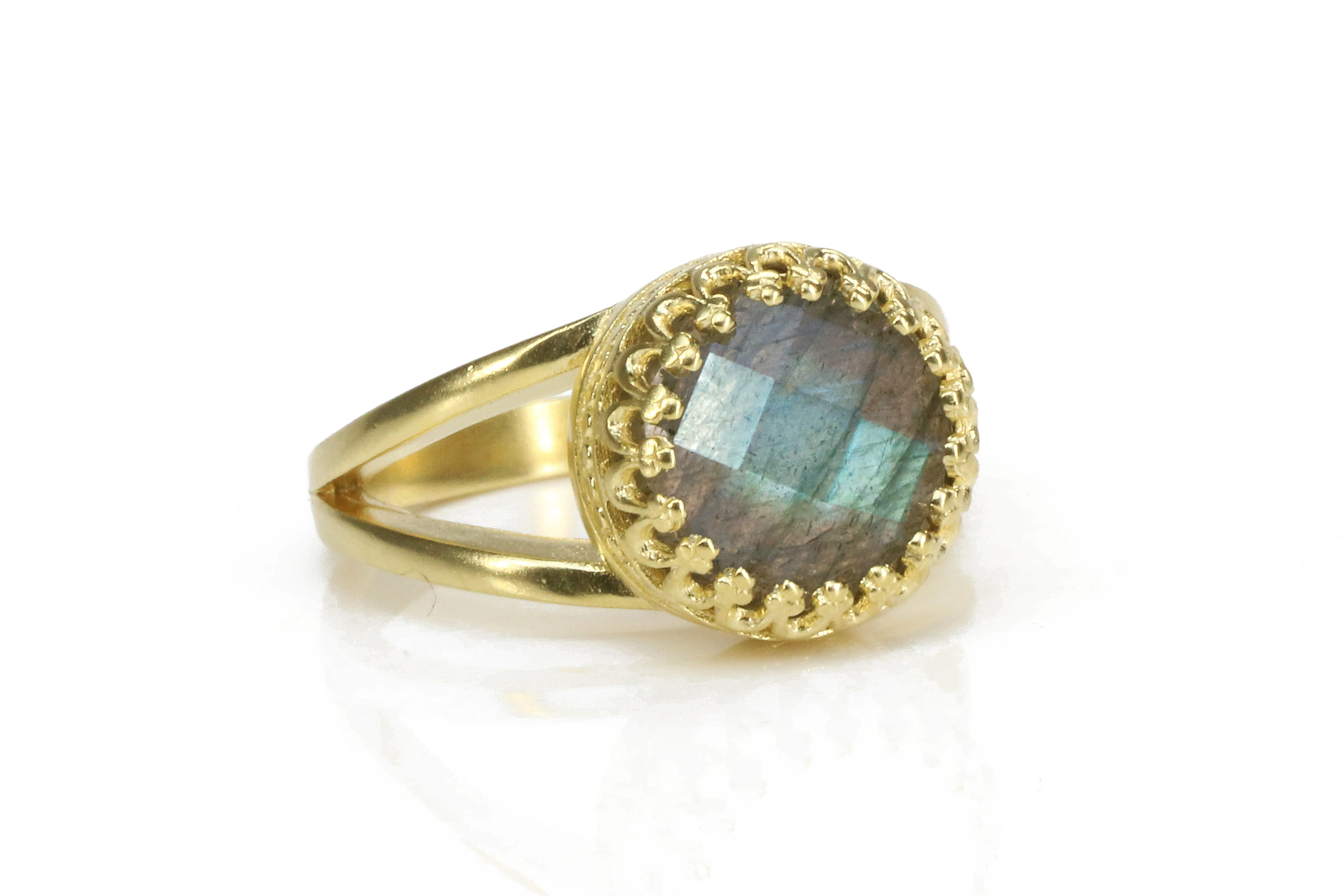 Natural Labradorite Gemstone in 925 Sterling Silver