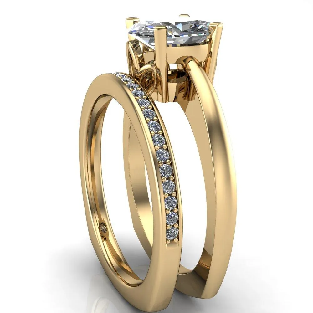 Oreli Oval Center Stone 4 Prong Basket Setting