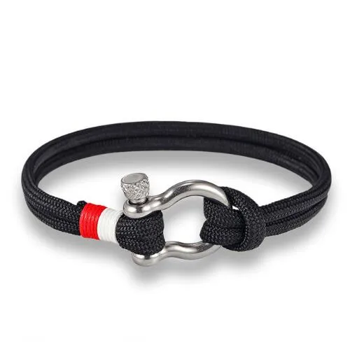 Outdoor Paracord Bracelet