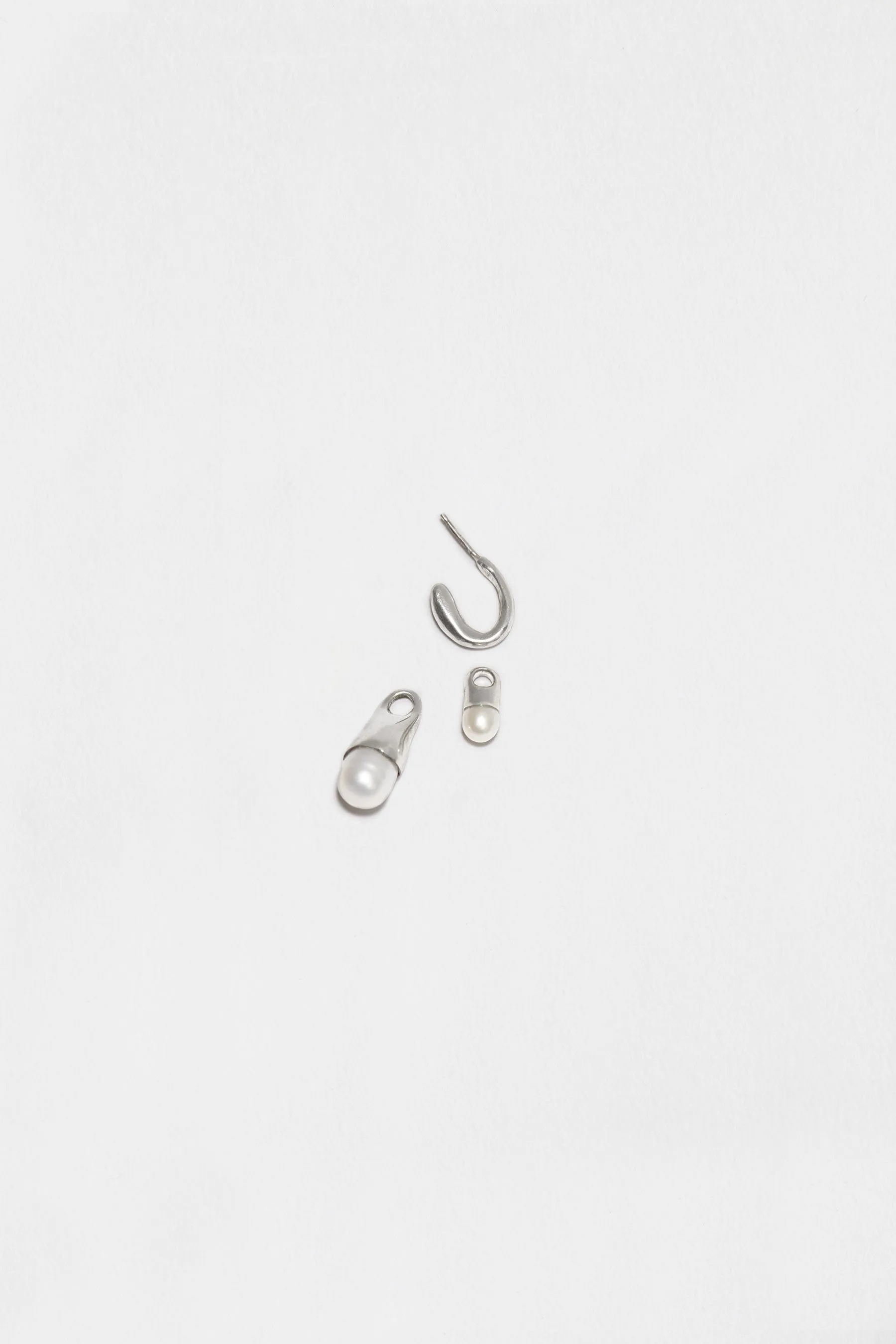 pearl hoop gold