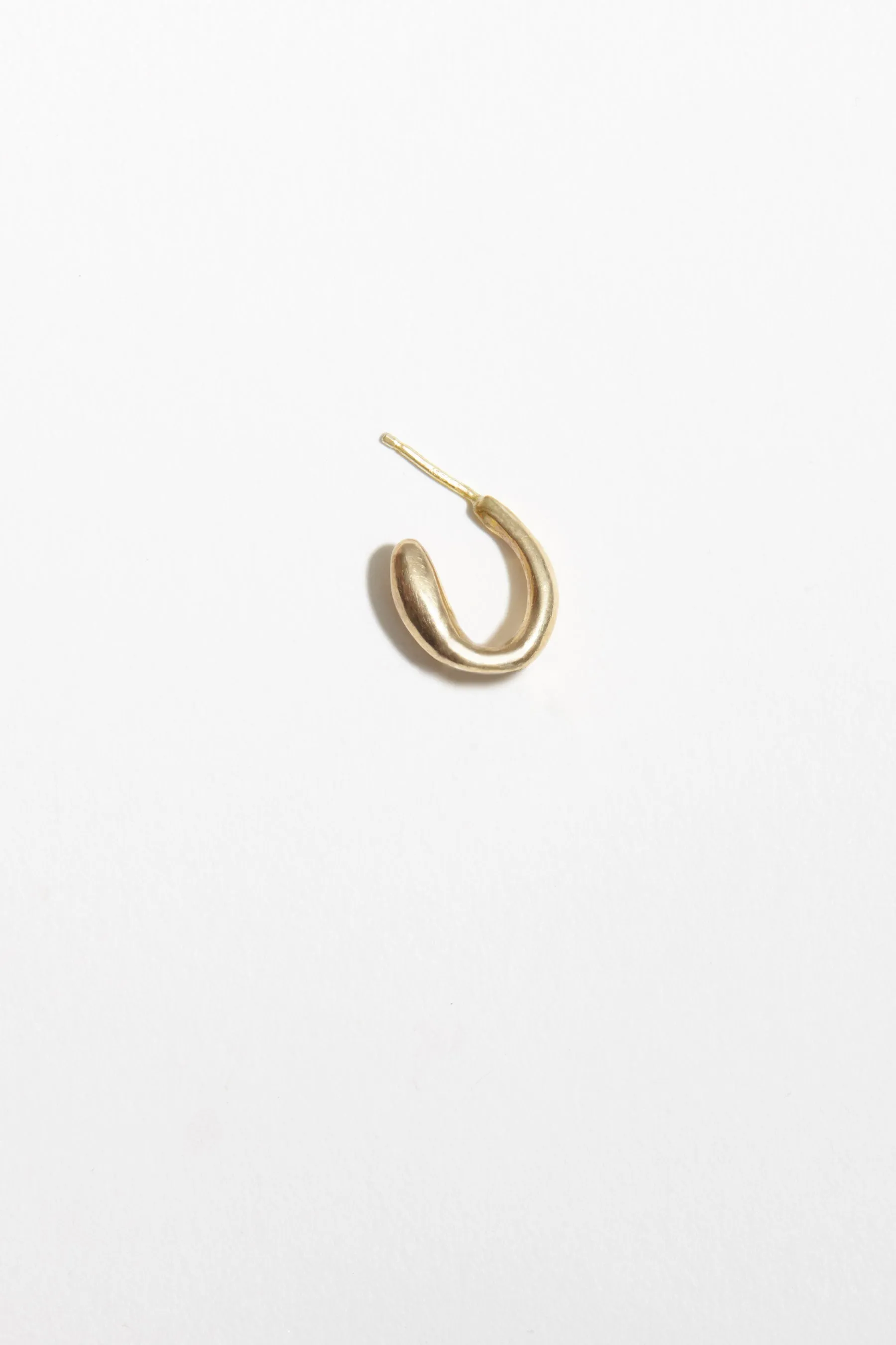 pearl hoop gold