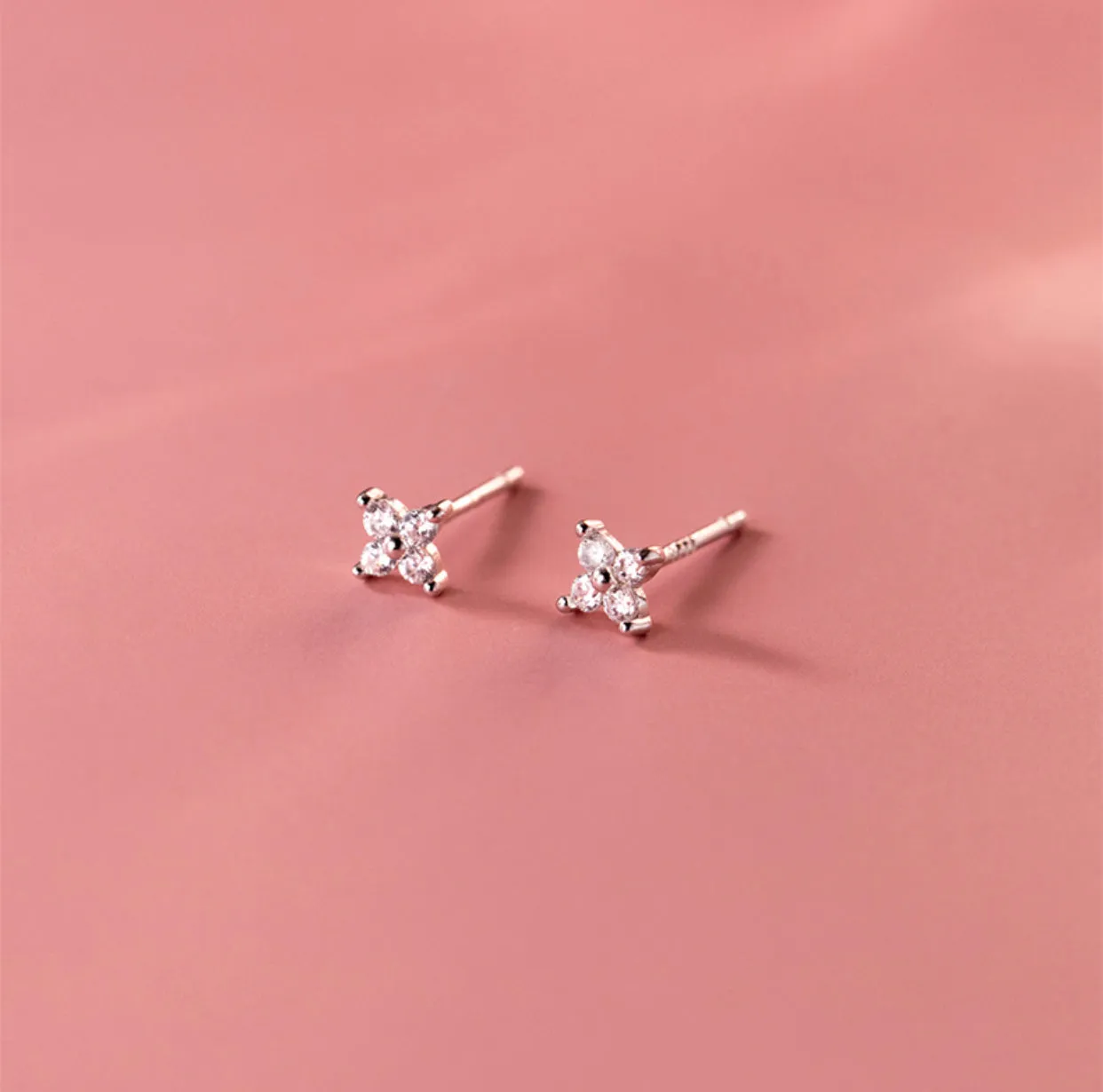 Pedals Flower Small Huggie Stud Earring-SH048