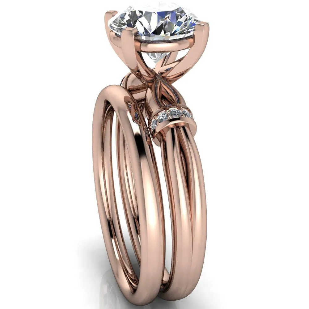 Renée Round Center Stone 4 Prong Diamond Shoulder Split Shank Set Ring