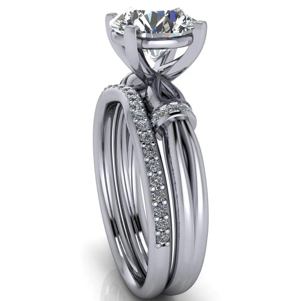 Renée Round Center Stone 4 Prong Diamond Shoulder Split Shank Set Ring