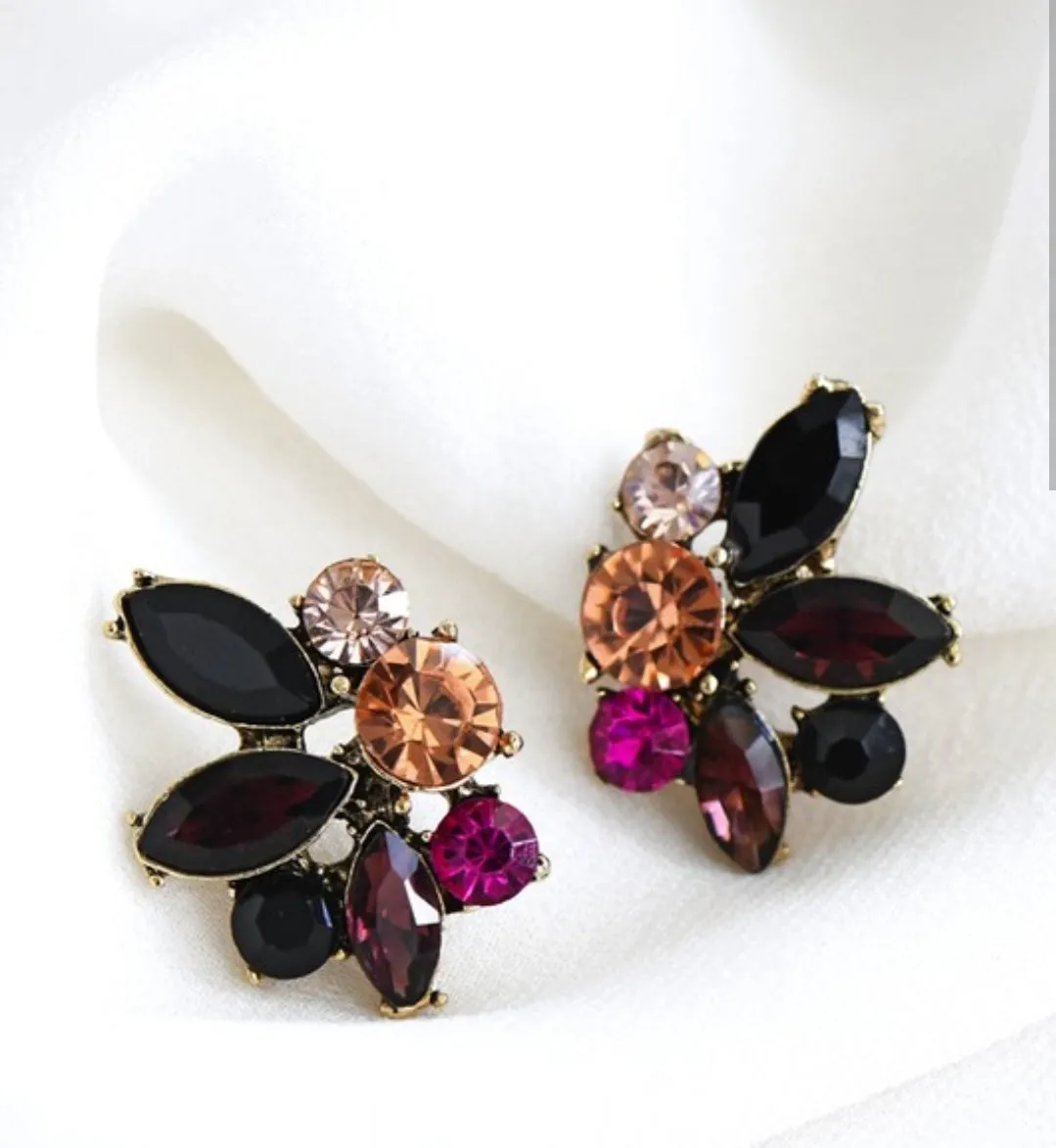 Shine So Bright Rhinestone Stud Earring in Black and Magenta *