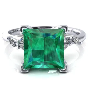 Sigrid Princess Emerald 4 Prong Marquise Diamond Side Ring