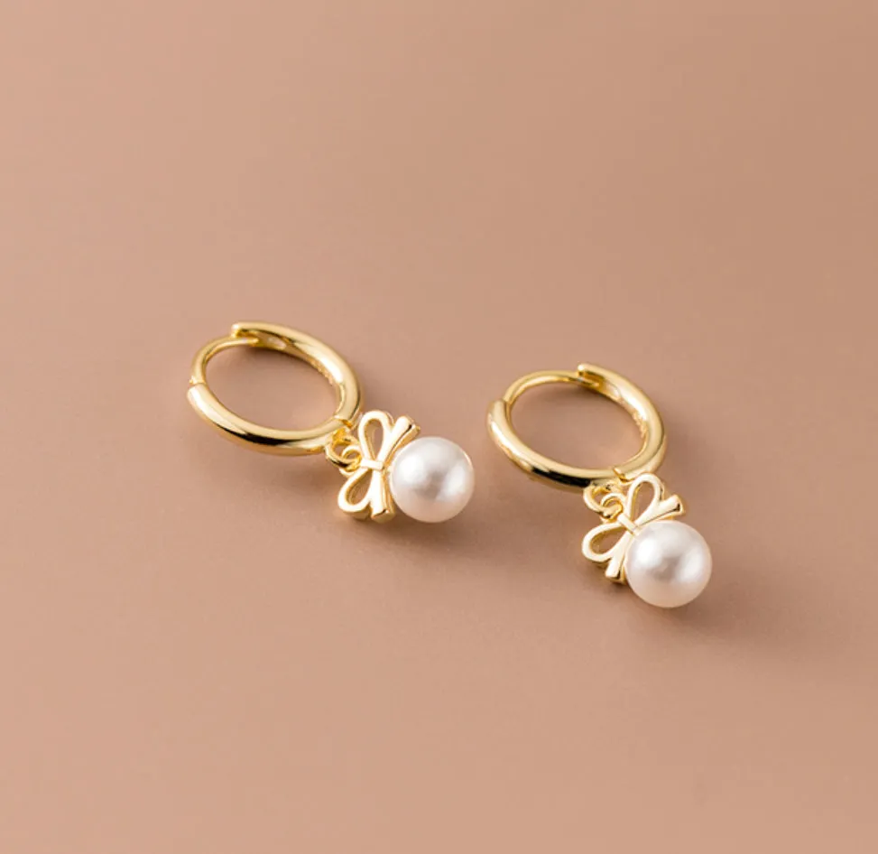 Small Pearl w/ Bow Drop Huggie Earrings-SH053