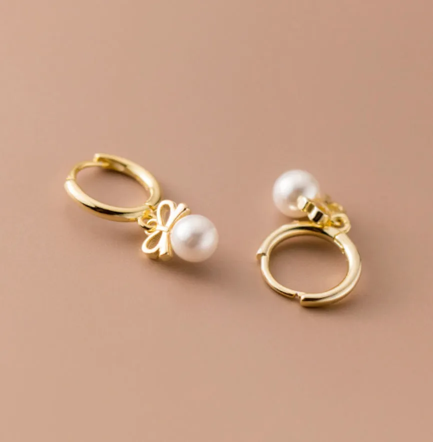Small Pearl w/ Bow Drop Huggie Earrings-SH053