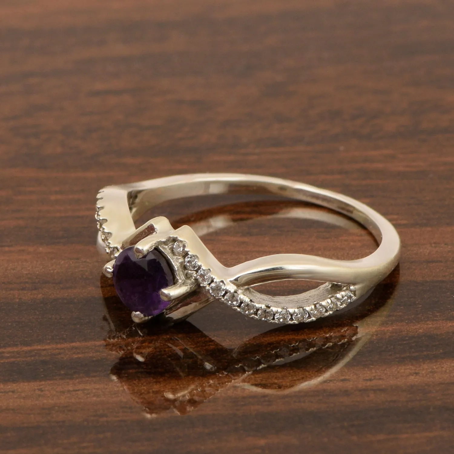 Sterling Silver Infinity Round 0.50 Ctw Amethyst Women Engagement Ring