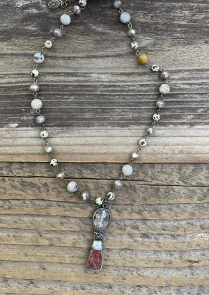 the ava necklace