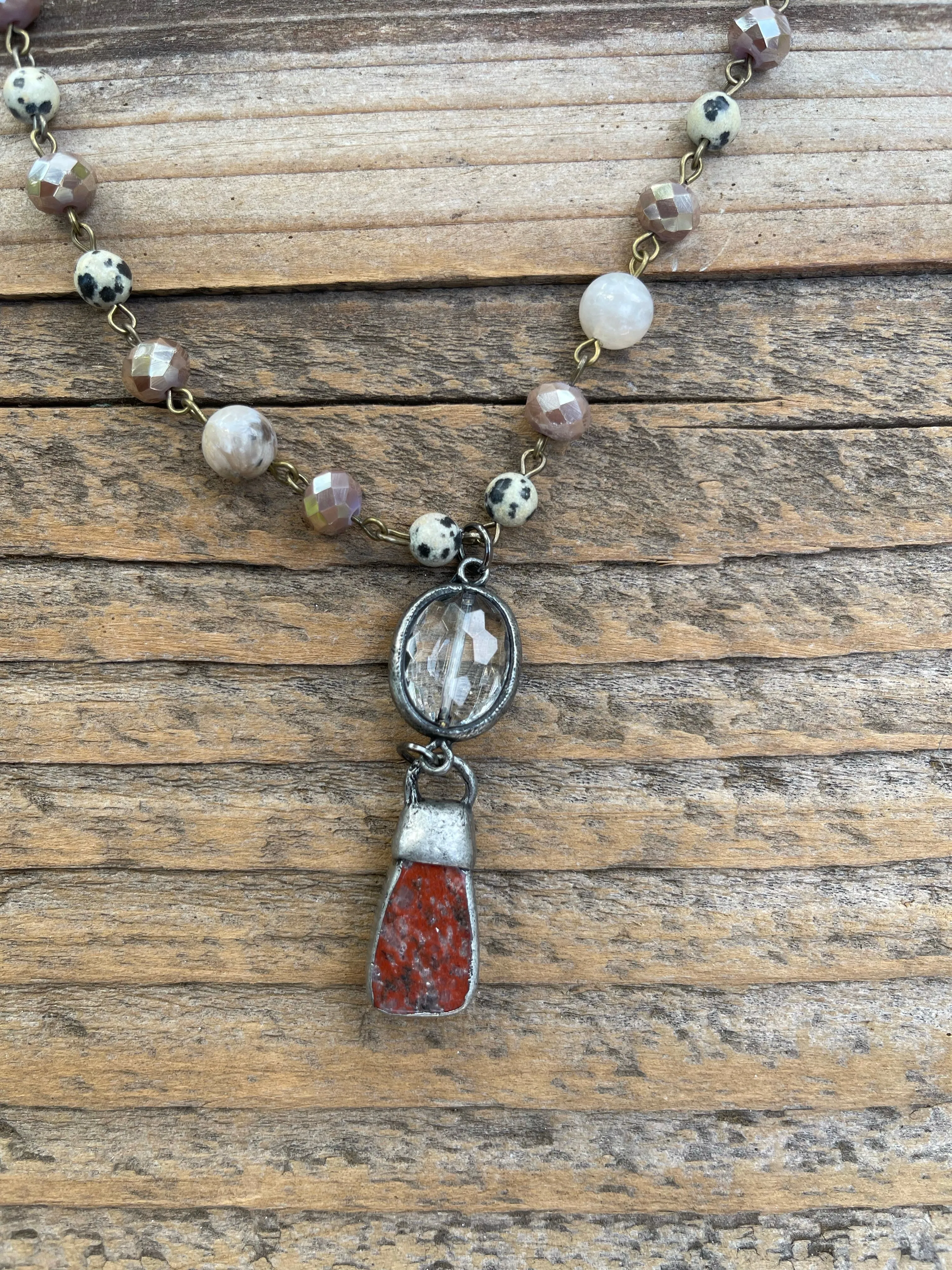 the ava necklace