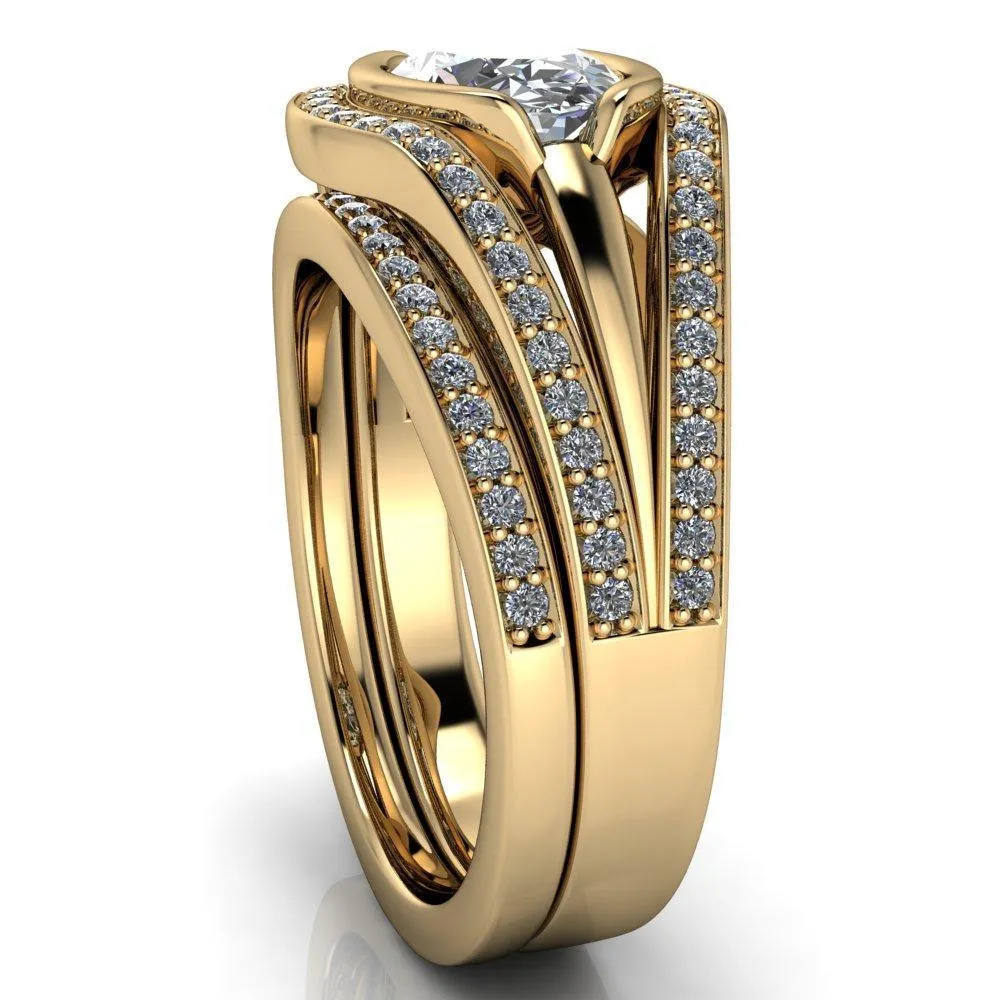 Tiramisu Oval Center Stone Split Shank Diamond Half Bezel Channel Ring
