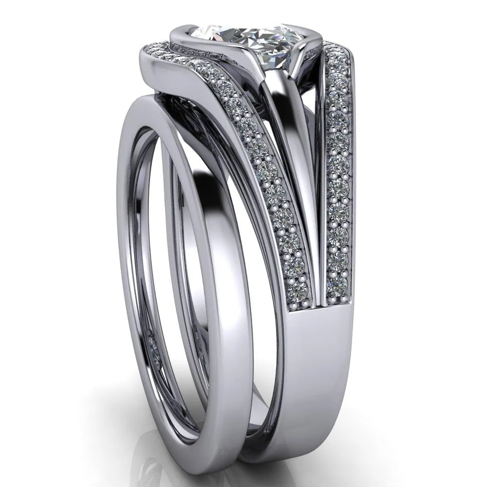Tiramisu Oval Center Stone Split Shank Diamond Half Bezel Channel Ring
