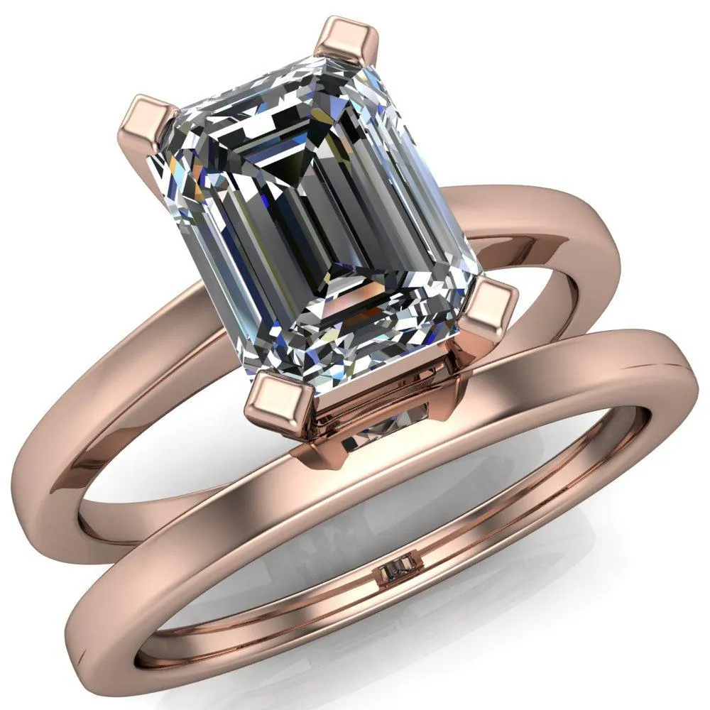 Virginie Emerald Center Stone 4 Prong Comfort Ring