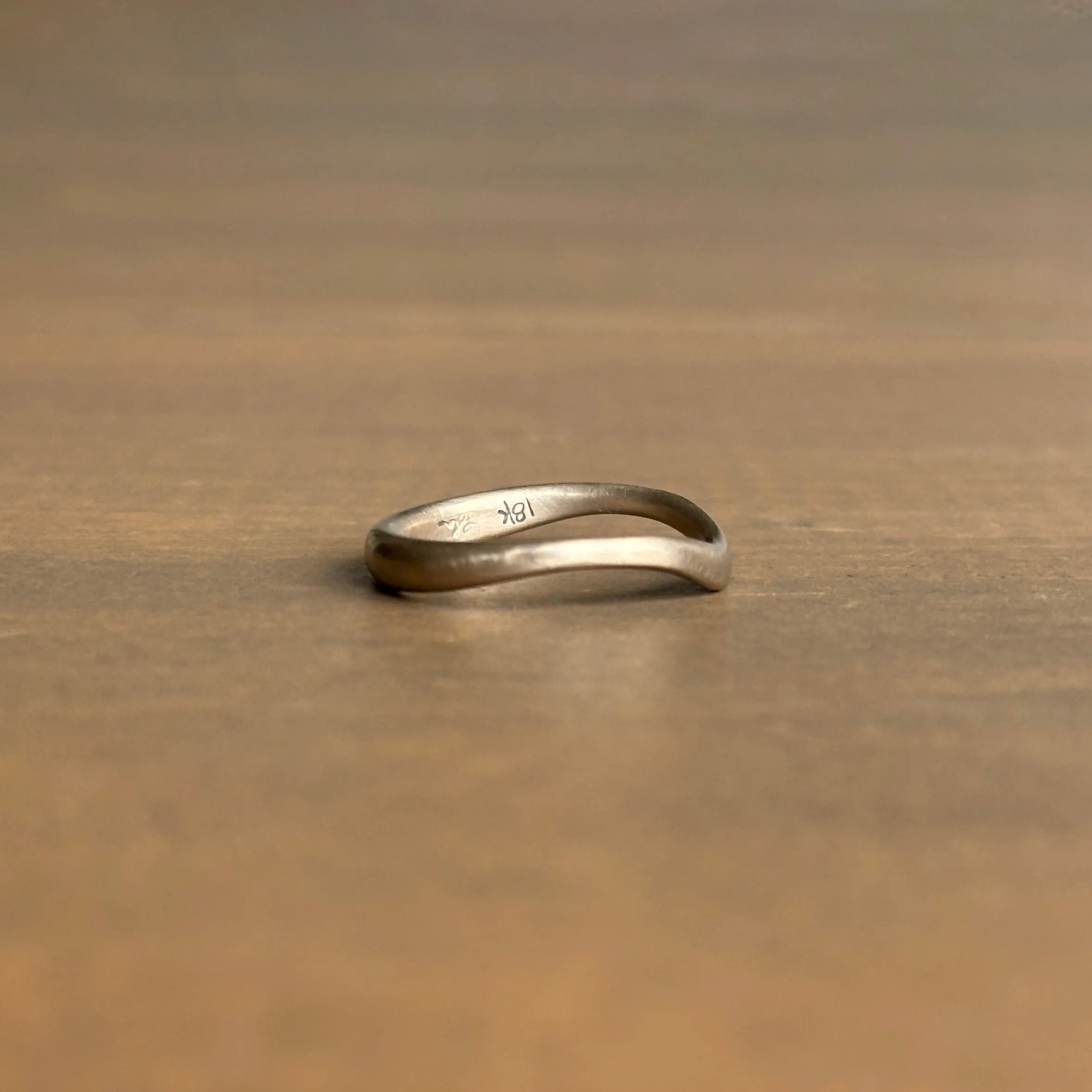 White Gold Fitted Band